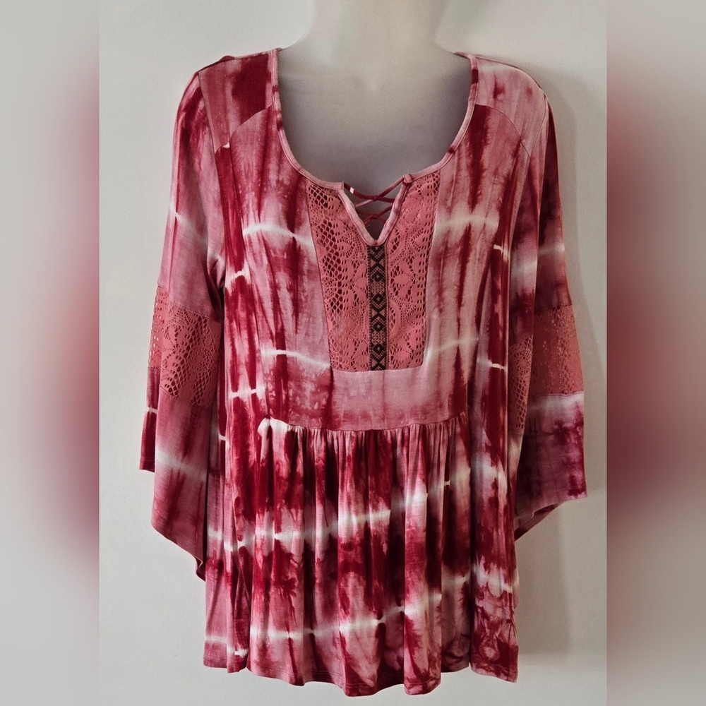 Ladies Energe Top Sz Small Tie Dye Red White Pink Crochet Accents